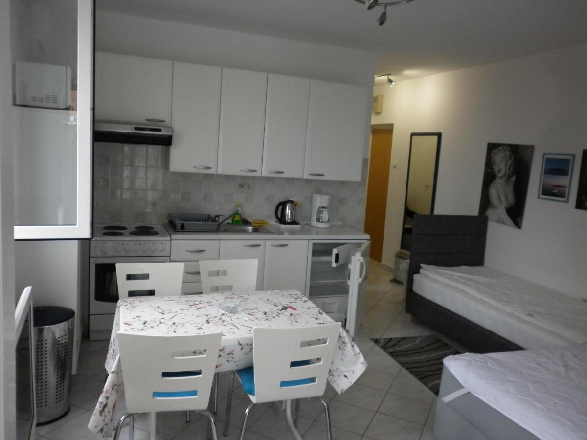 Apartment Antoncic Dramalj Exteriör bild