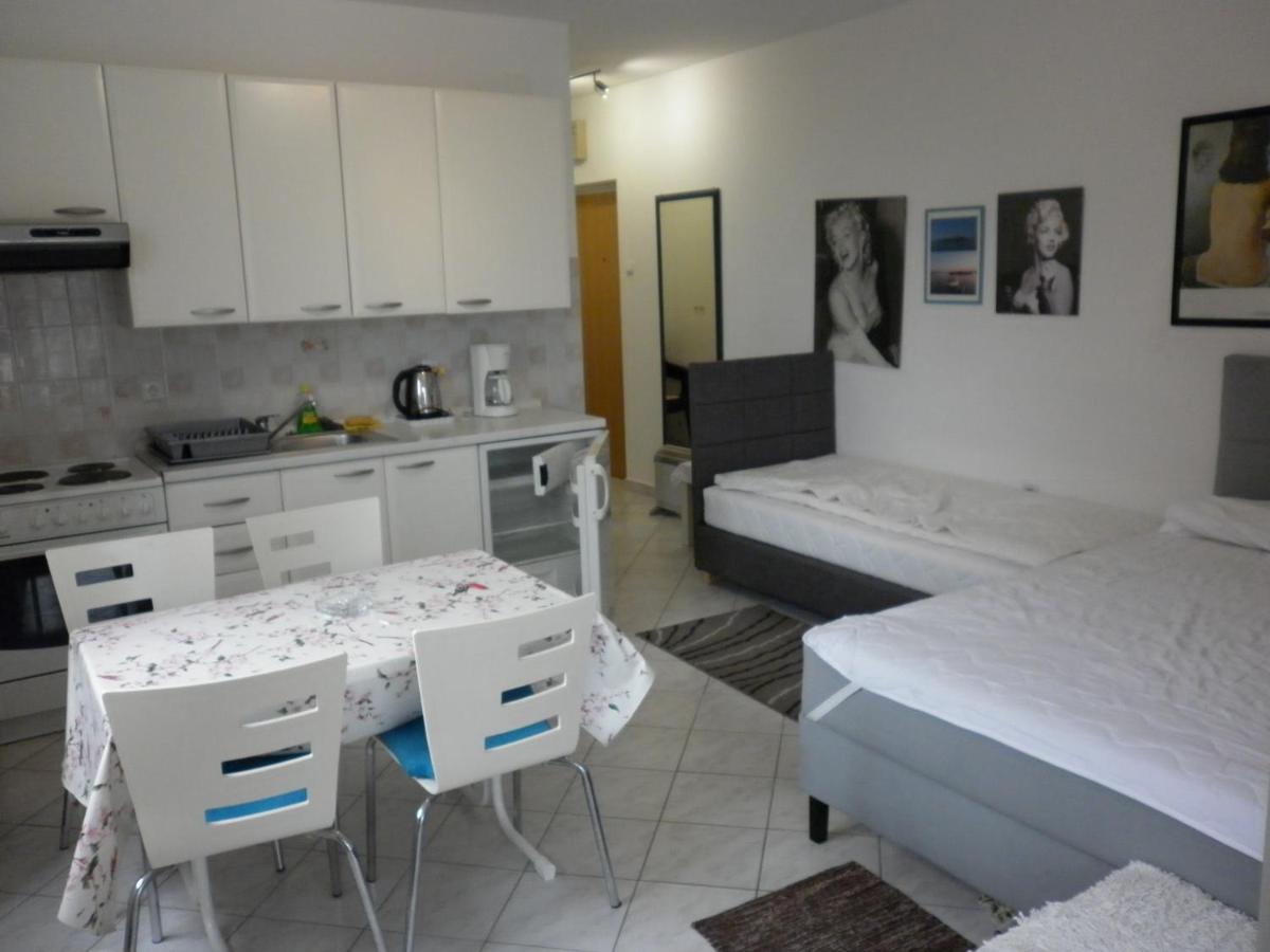 Apartment Antoncic Dramalj Exteriör bild
