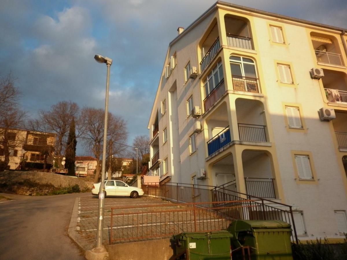 Apartment Antoncic Dramalj Exteriör bild